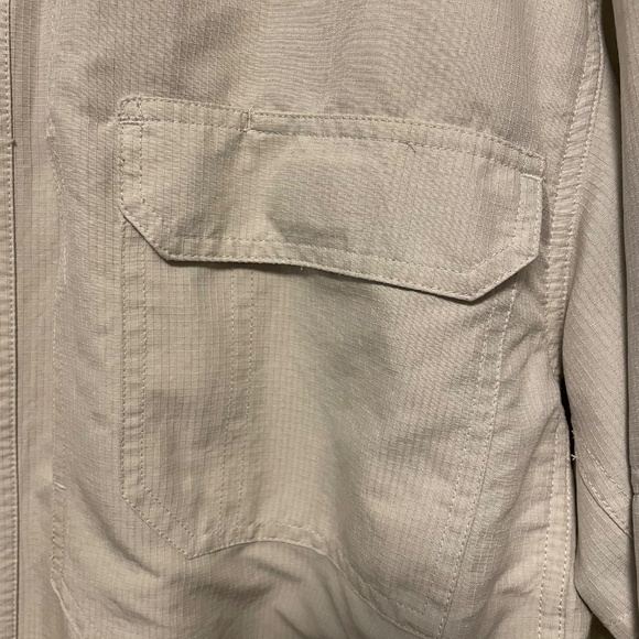 Men’s Royal Robbin’s Travel Shirt - Picture 3 of 13